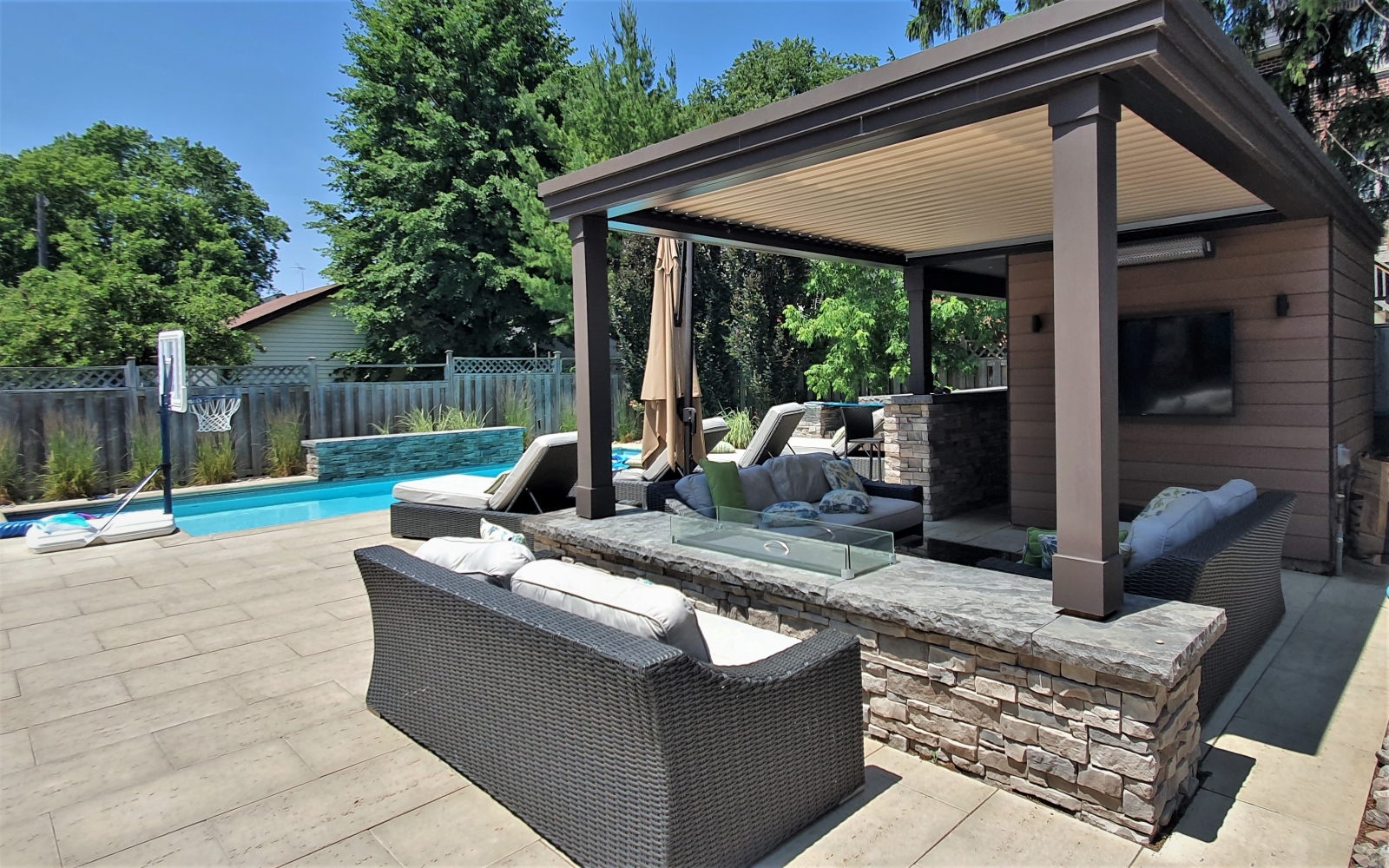 Jopinston Pool And Cabana Mvk Landscape Design